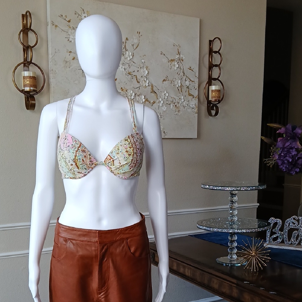 Victoria's Secret The Fabulous Strappy Push-up Padded Bikini Top. Size 34C - Picture 9 of 17